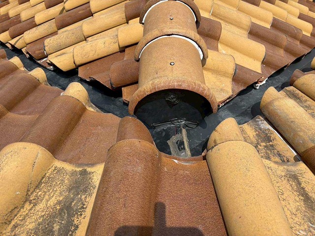 点検を行った谷板金